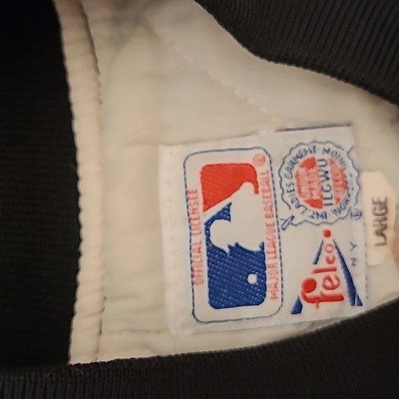 Vintage MLB Chicago White Sox Jacket - Picture 2 of 14